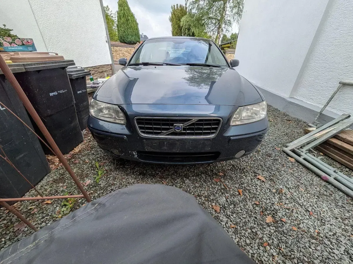 Gebraucht Volvo S60 140 PS (102 kW) 2005 Blau Limousine