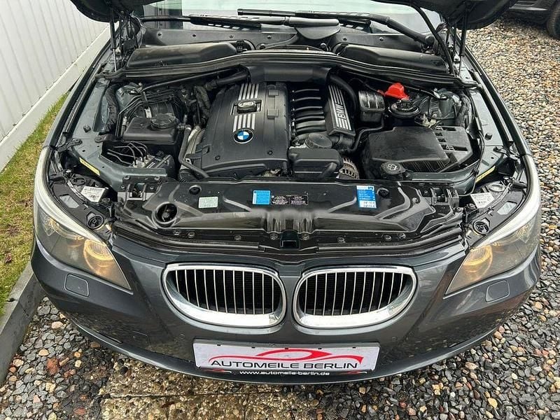 Gebraucht BMW 530 272 PS (200 kW) 2007 Grau Limousine