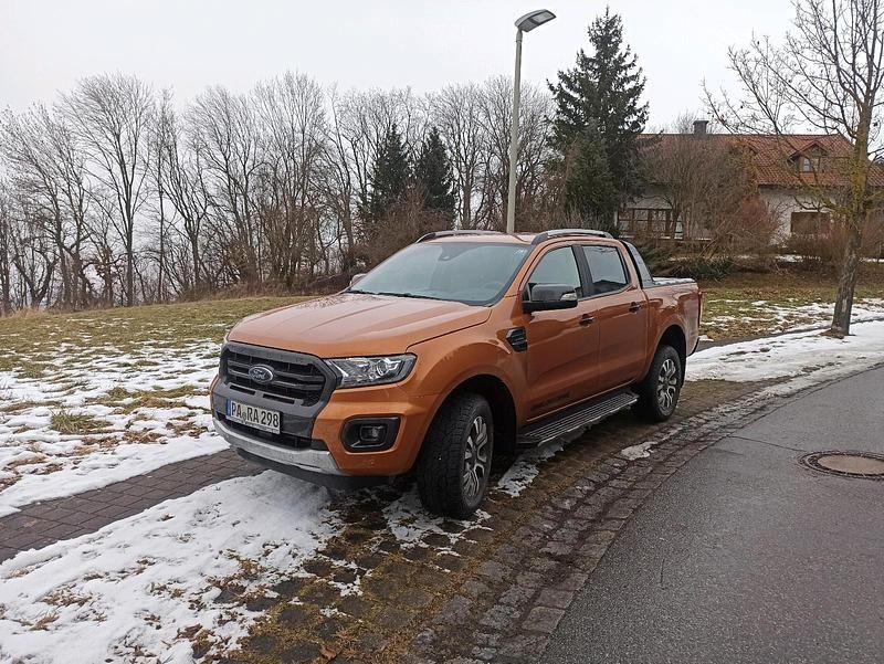 Gebraucht Ford Ranger Wildtrack 212 PS (155 kW) 2019 Orange Pickup