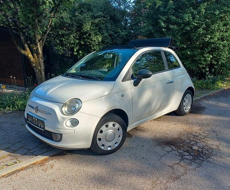 Weiß Gebraucht 2012 Fiat 500C Cabrio | 4.400 € (Guter Preis) - Bild 1/4