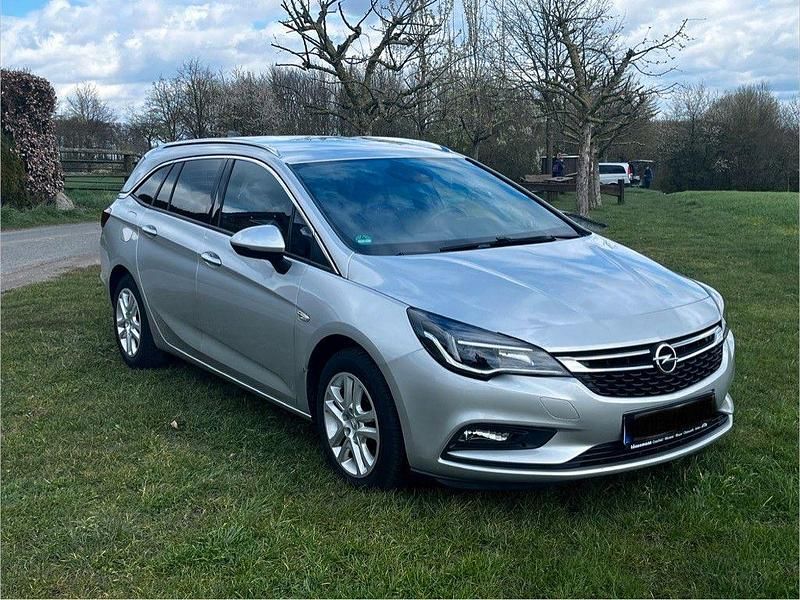 Gebraucht Opel Astra Dynamic 110 PS (80 kW) 2016 Silber Kombi