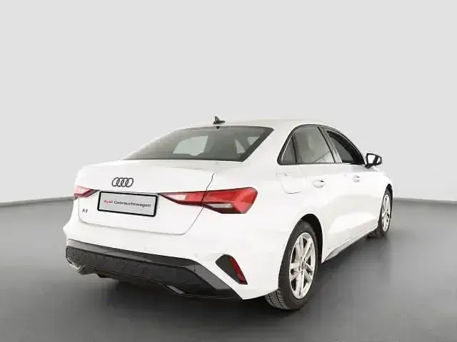 Gebraucht Audi A3 S-Line 116 PS (85 kW) 2025 Weiß Limousine