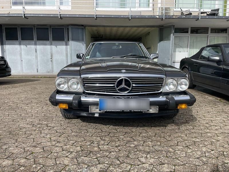 Gebraucht Mercedes 560 230 PS (169 kW) 1987 Blau Cabrio