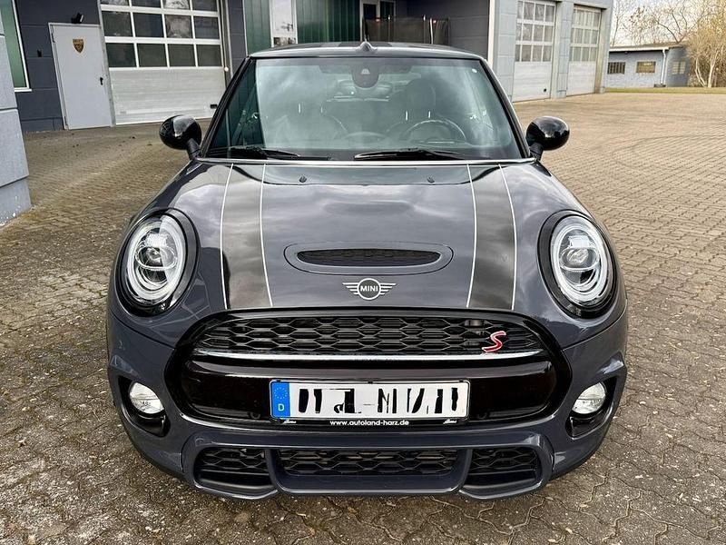 Gebraucht Mini Cooper S 192 PS (141 kW) 2019 Grau Kleinwagen