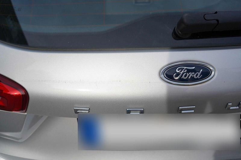 Second-hand Ford Focus Active 120 CP (88 kW) 2019 Argintiu Break