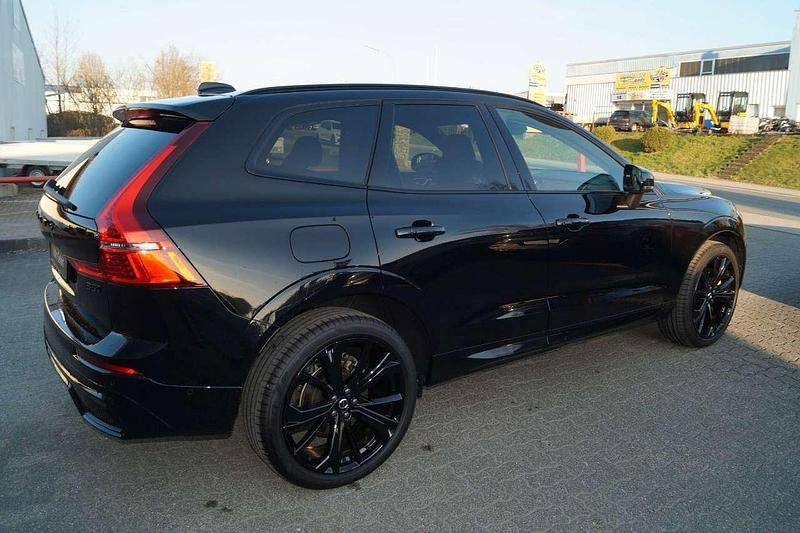 Gebraucht Volvo XC60 Plus 250 PS (183 kW) 2025 Schwarz SUV