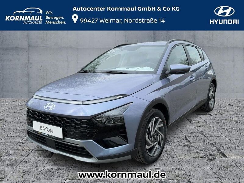 Blau Neu 2025 Hyundai Bayon Trend SUV | 24.608 € (Teuer) - Bild 1/4