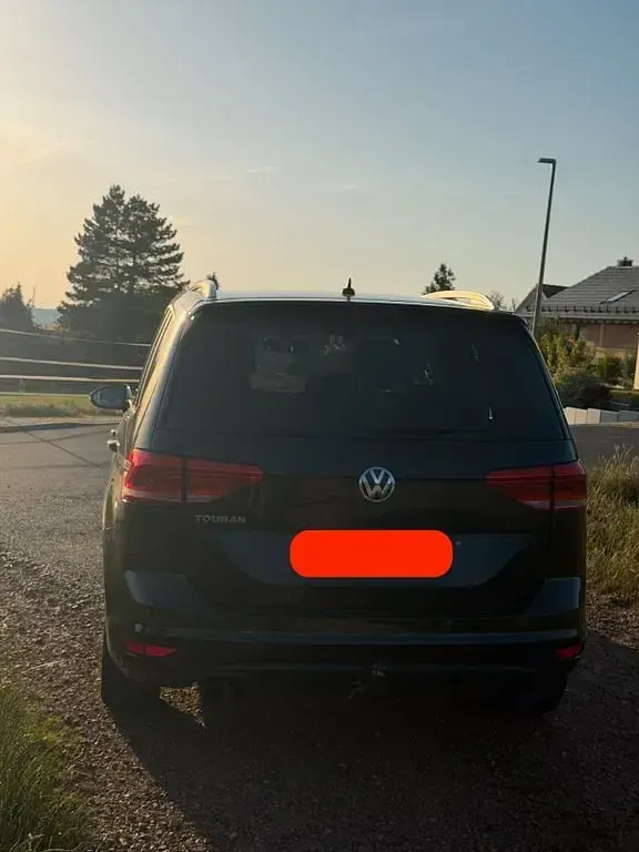 Gebraucht VW Touran Join 150 PS (110 kW) 2018 Schwarz Van / Kleinbus