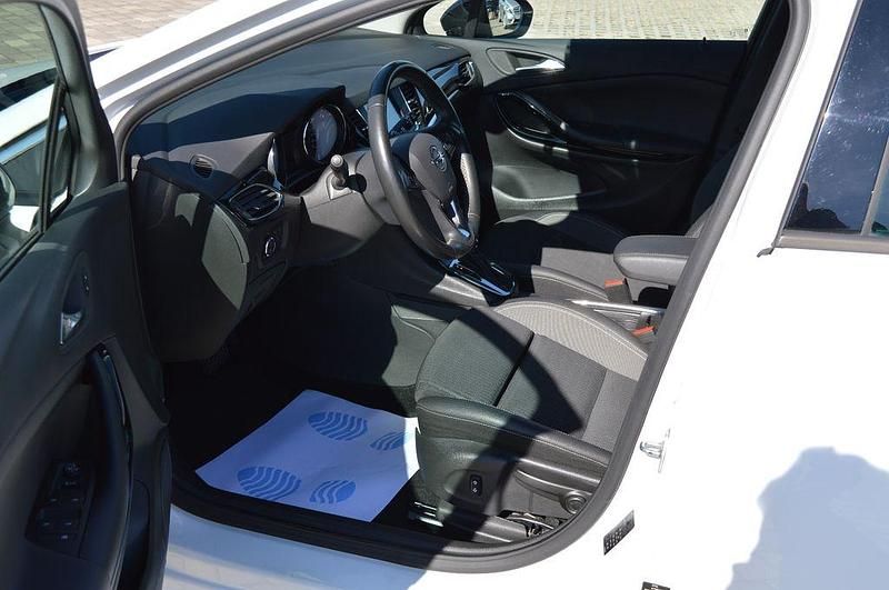 Gebraucht Opel Astra Elegance 122 PS (89 kW) 2021 Schneeweiß Kombi