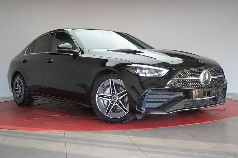 Schwarz Gebraucht 2022 Mercedes C300 AMG Limousine | 38.990 € (Etwas zu teuer) - Bild 1/4