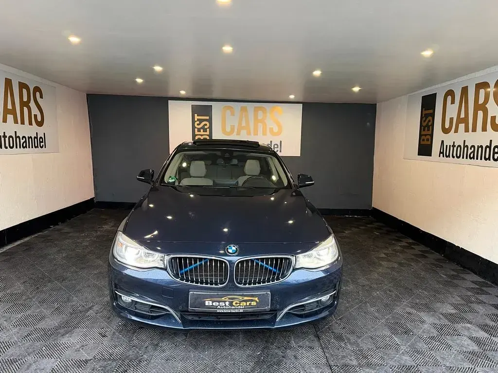 Gebraucht BMW 330 M Sport 258 PS (189 kW) 2015 Blau Limousine