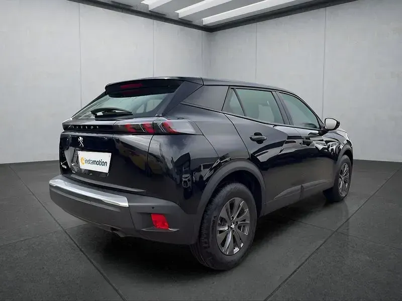 Gebraucht Peugeot 2008 Active 101 PS (74 kW) 2021 Schwarz SUV