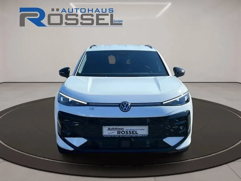 Neu VW T-Roc R-line 150 PS (110 kW) 2026 Pure white SUV