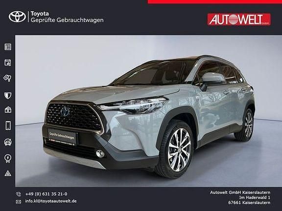 Manhattangrau metallic Gebraucht 2023 Toyota Corolla Cross Basis SUV | 29.970 € (Fairer Preis) - Bild 1/4