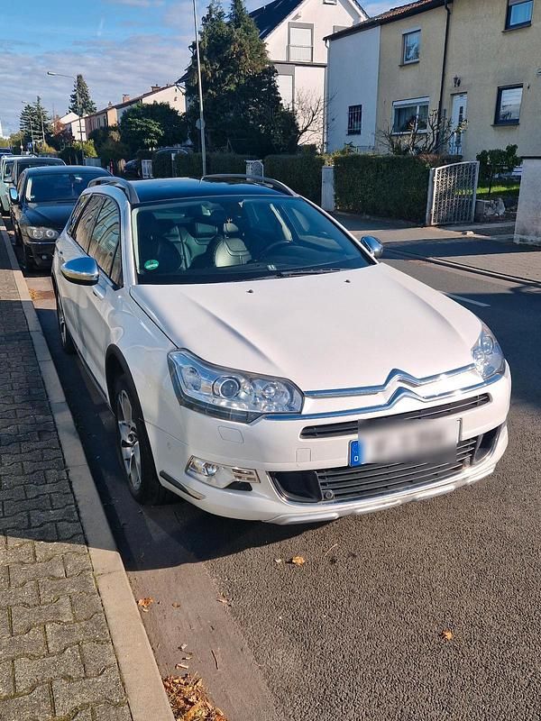 Weiß Gebraucht 2014 Citroën C5 CrossTourer Kombi | 7.000 € - Bild 1/4