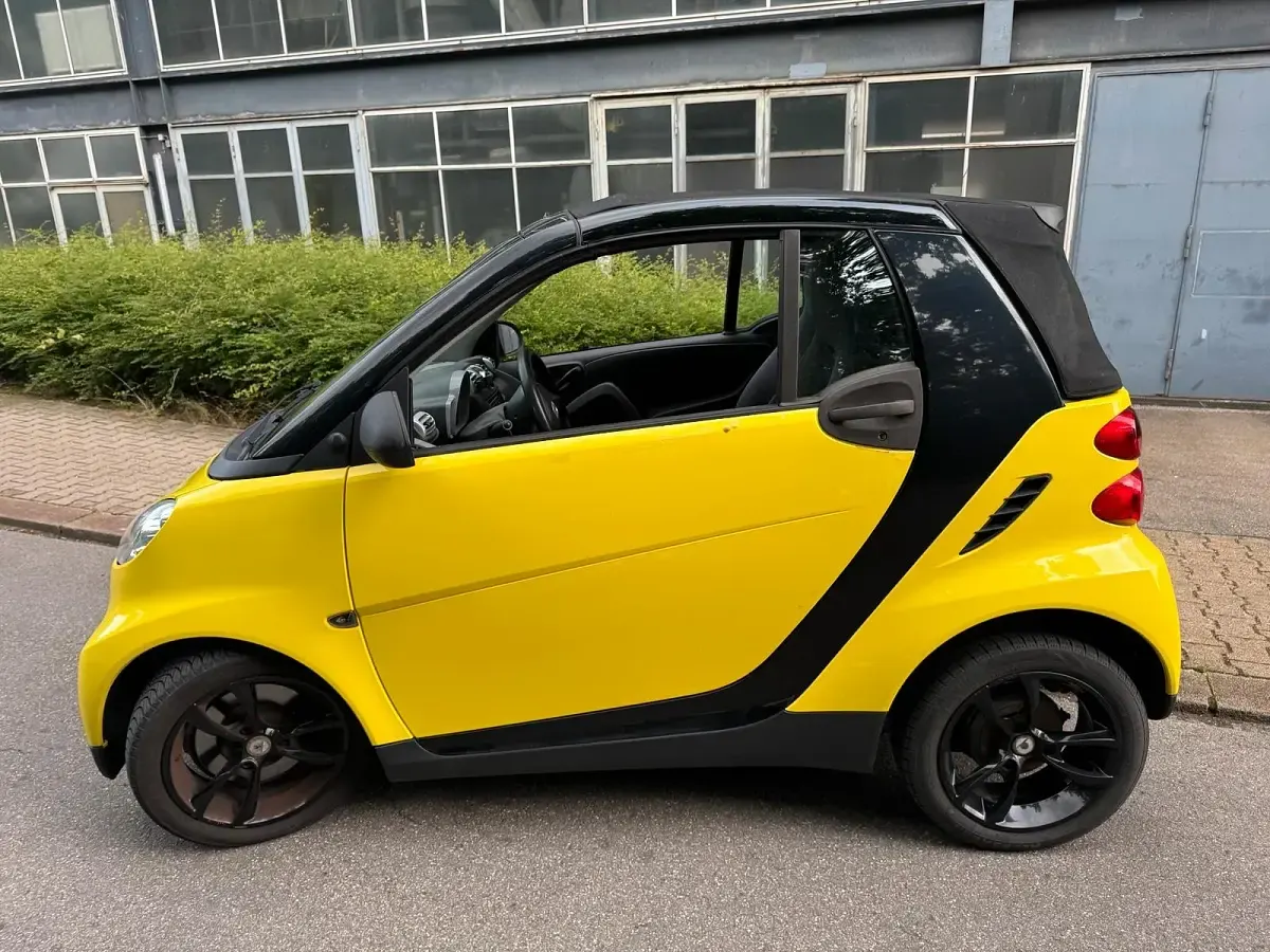 Usata Smart ForTwo Cabrio 75 CV (55 kW) 2007 Giallo Cabrio