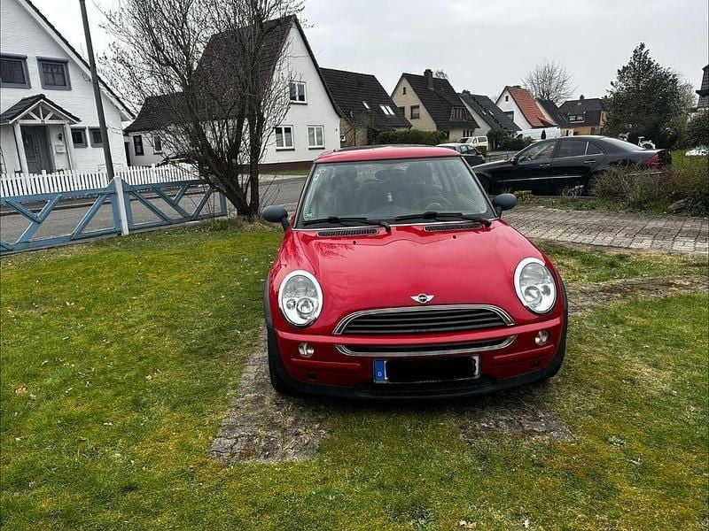Gebraucht Mini ONE 90 PS (66 kW) 2002 Rot Kleinwagen