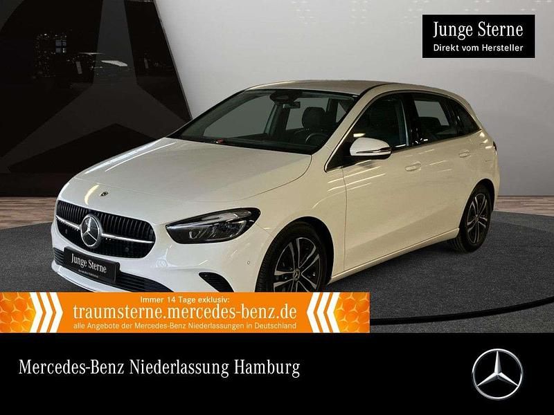 Usado Mercedes B200 Advanced 150 HP (110 kW) 2025 Branco Monovolume