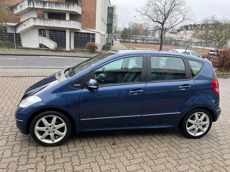 Gebraucht Mercedes A180 116 PS (85 kW) 2010 Kleinwagen