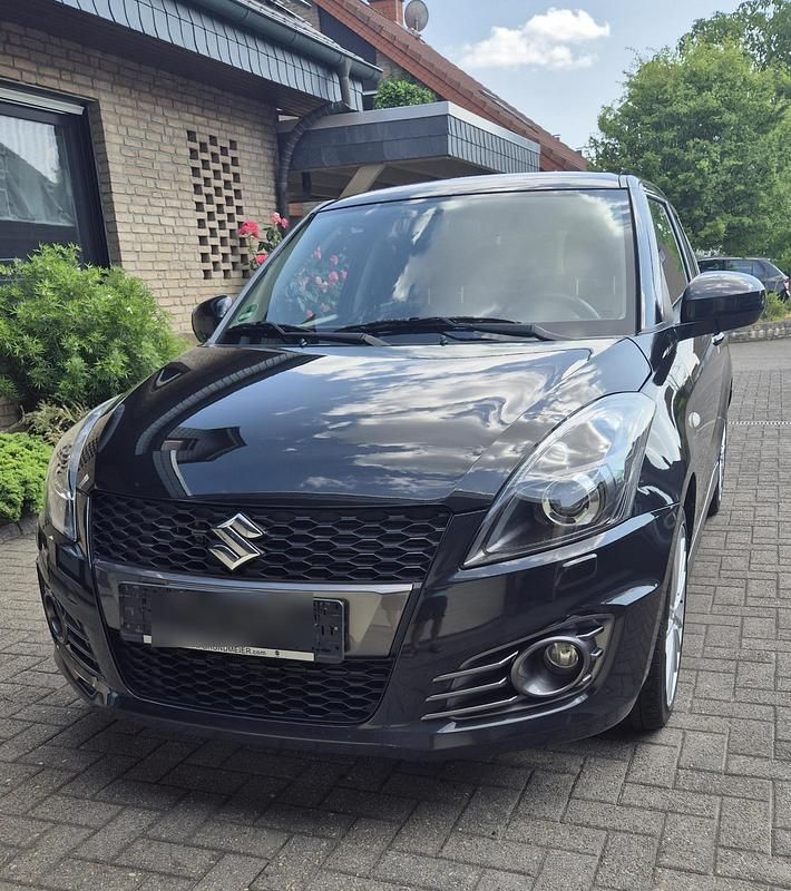Schwarz Gebraucht 2016 Suzuki Swift Sport Kleinwagen | 11.500 € (Fairer Preis) - Bild 1/4