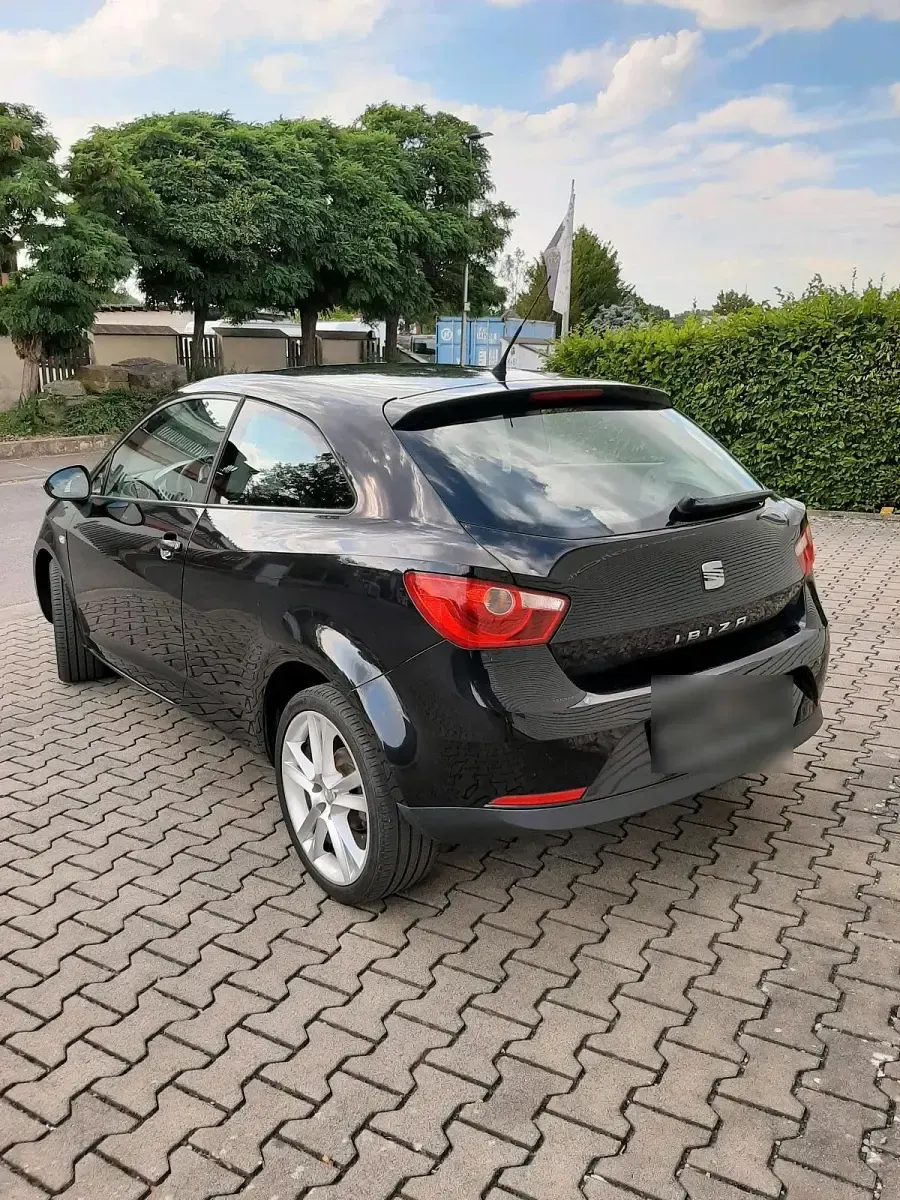 Gebraucht Seat Ibiza 75 PS (55 kW) 2008 Schwarz Kleinwagen