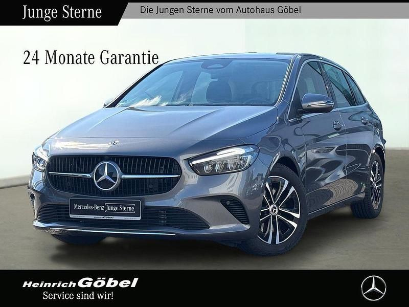 Grau Gebraucht 2024 Mercedes B250 Progressive Van / Kleinbus | 37.900 € (Guter Preis) - Bild 1/4