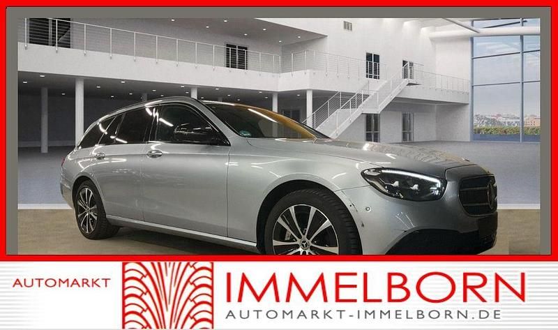 Hightech silber (metallic) Gebraucht 2022 Mercedes E300 Kombi | 30.790 € (Guter Preis) - Bild 1/4