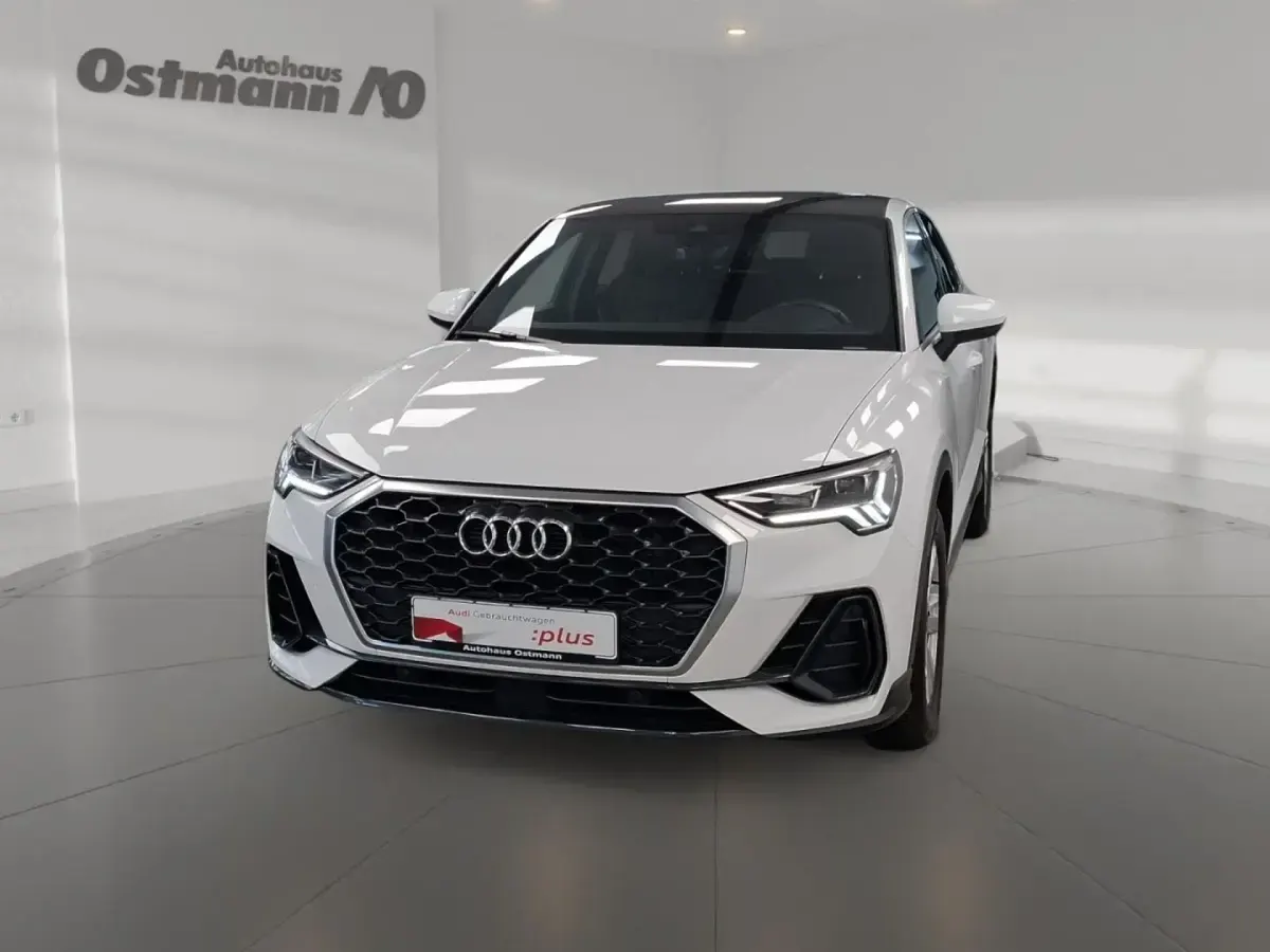 Gebraucht Audi Q3 Sportback Ambiente 150 PS (110 kW) 2022 Ibisweiß SUV