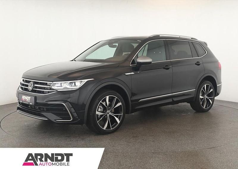 Deep black perleffekt Gebraucht 2025 VW Tiguan Allspace R-line SUV | 51.784 € (Teuer) - Bild 1/4