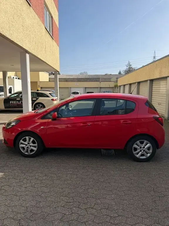Usado Opel Corsa Edition 90 CV (66 kW) 2017 Rojo Utilitario