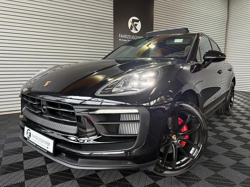 Schwarz Gebraucht 2023 Porsche Macan S SUV | 77.900 € (Etwas zu teuer) - Bild 1/4