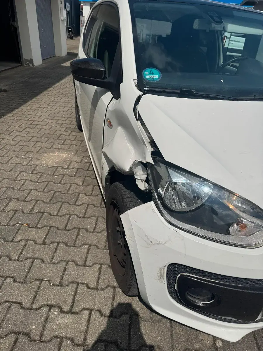 Gebraucht VW up! 60 PS (44 kW) 2014 Weiß Kleinwagen