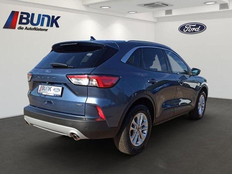 Gebraucht Ford Kuga Titanium 224 PS (164 kW) 2022 Chrome blue met SUV