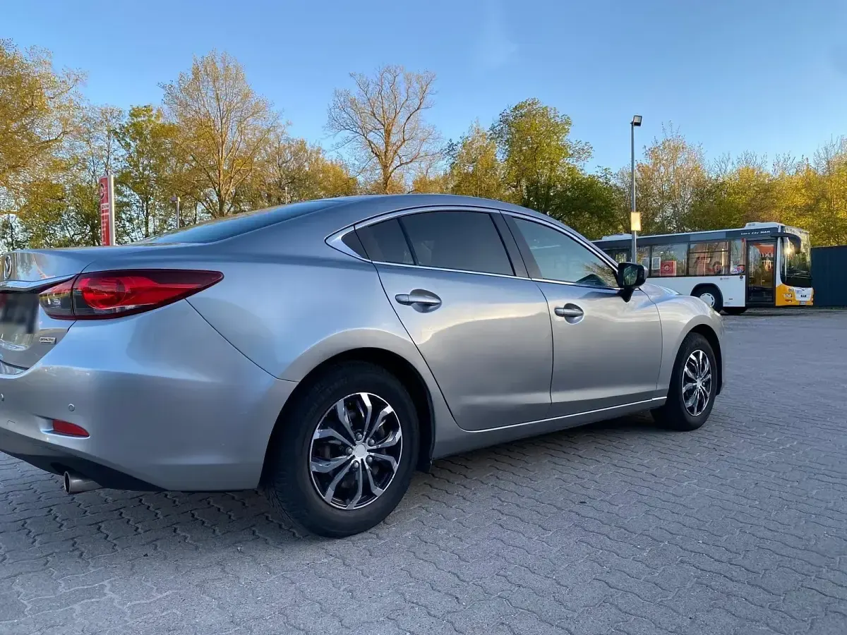 Gebraucht Mazda 6 145 PS (106 kW) 2014 Grau Limousine
