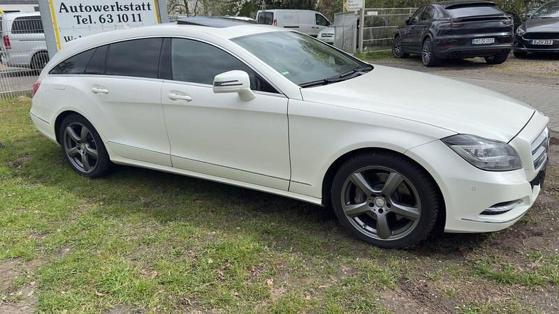 Gebraucht Mercedes CLS350 265 PS (194 kW) 2013 Weiß Kombi