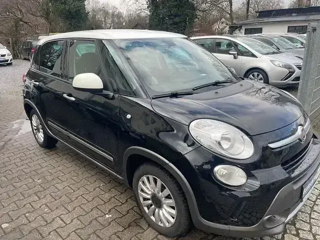 Gebraucht Fiat 500L Trekking 120 PS (88 kW) 2015 Schwarz Van / Kleinbus