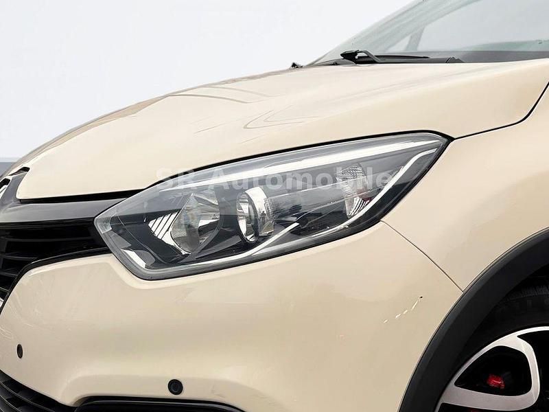 Gebraucht Renault Captur Luxe 90 PS (66 kW) 2015 Beige SUV