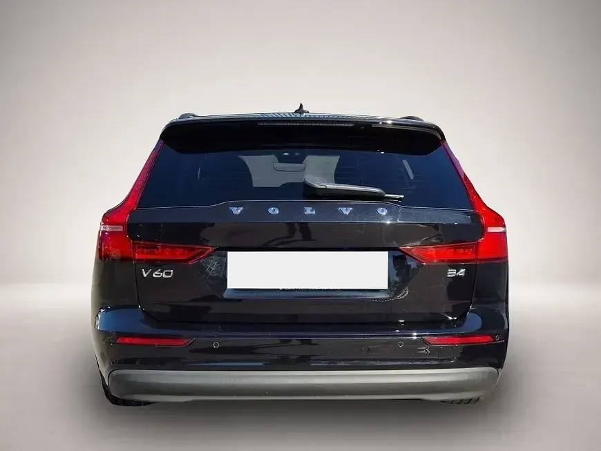 Gebraucht Volvo V60 197 PS (144 kW) 2025 Schwarz Kombi