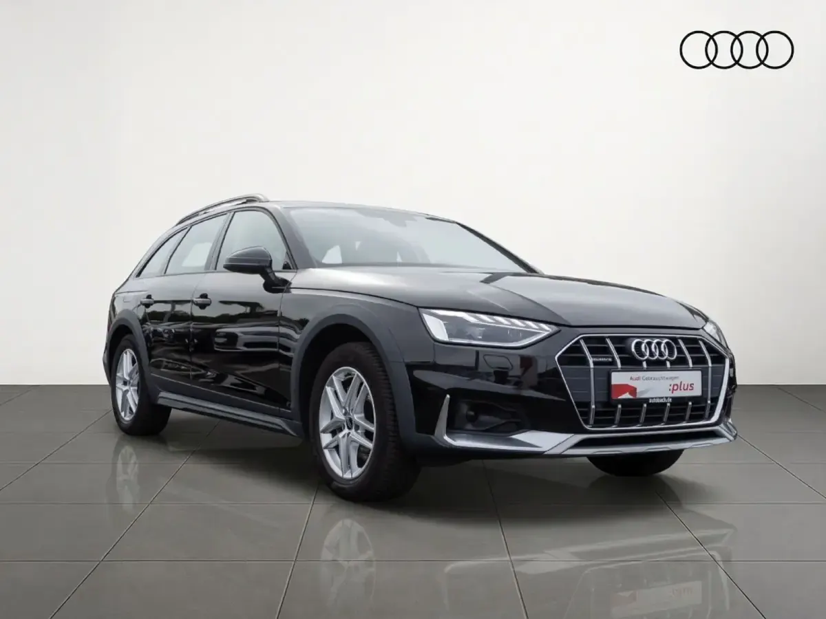 Gebraucht Audi A4 Allroad Ambiente 204 PS (150 kW) 2022 Brillantschwarz Kombi