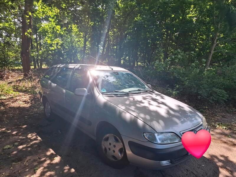 Grau Gebraucht 2003 Citroën Xsara Kombi | 1.000 € - Bild 1/4