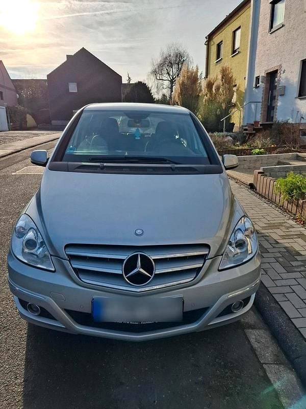 Gebraucht Mercedes 170 116 PS (85 kW) 2005 Silber Limousine
