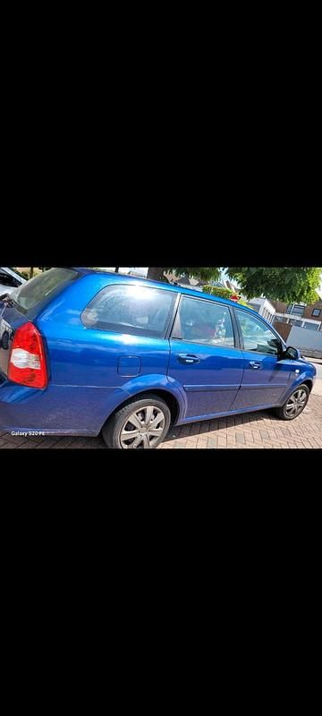 Blau Gebraucht 2004 Chevrolet Nubira Kombi | 1.050 € - Bild 1/4