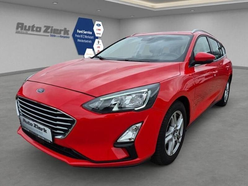 Rot Gebraucht 2021 Ford Focus Cool & Connect Kombi | 17.690 € (Superpreis) - Bild 1/4