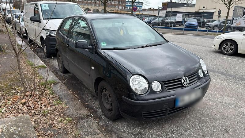 Gebraucht VW Polo 64 PS (47 kW) 2001 Schwarz Kleinwagen