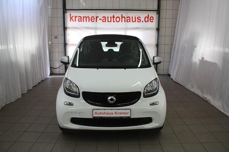 Gebraucht Smart ForTwo Coupé Passion 71 PS (52 kW) 2017 Silber Kleinwagen