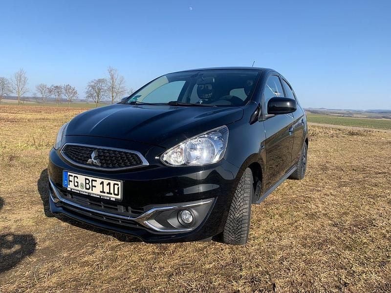 Gebraucht Mitsubishi Space Star Edition 80 PS (58 kW) 2018 Schwarz Kleinwagen