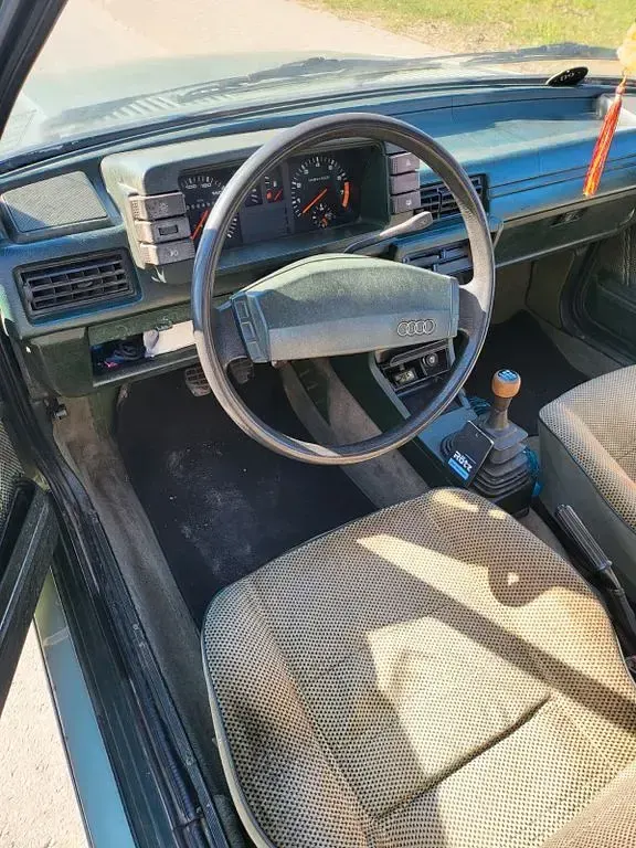Käytetty Audi 80 90 HP (66 kW) 1983 Vihreä Sedan