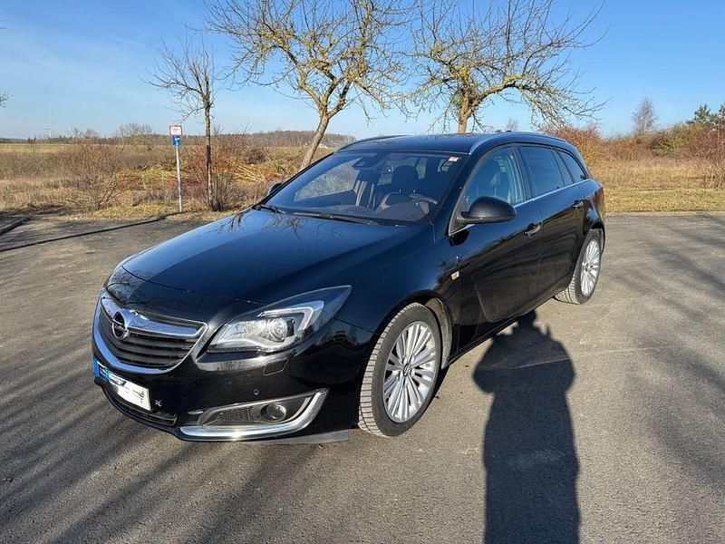 Schwarz Gebraucht 2017 Opel Insignia Innovation Kombi | 10.900 € (Fairer Preis) - Bild 1/4