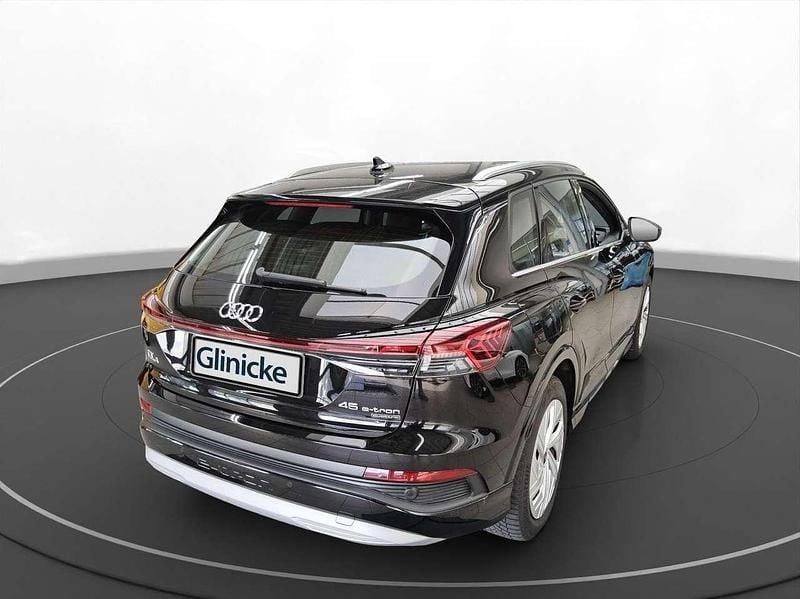 Gebraucht Audi Q4 e-tron Advanced 210 kW (286 PS) 2024 Mythosschwarz metallic SUV
