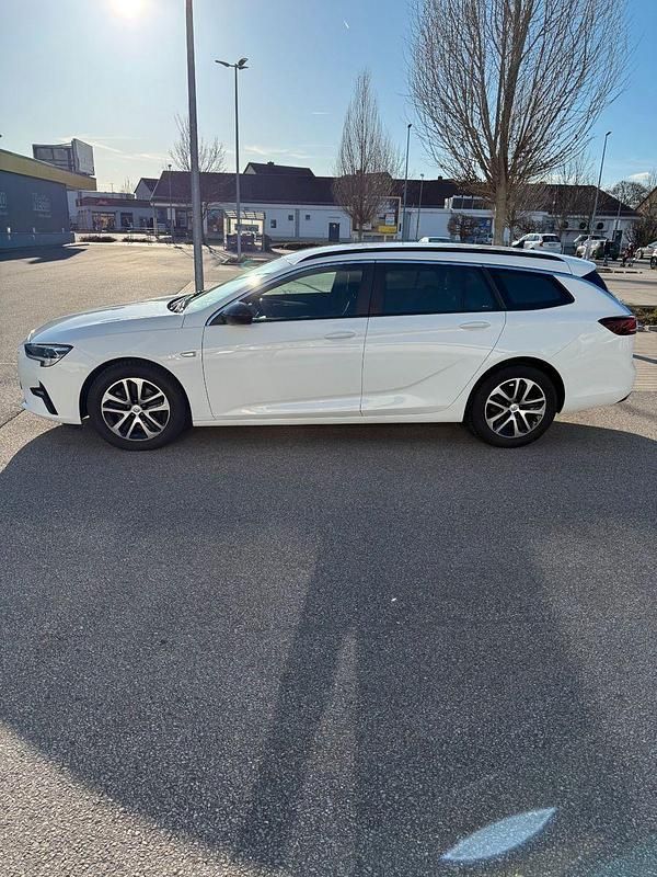 Usata Opel Insignia Edition 170 CV (125 kW) 2021 Bianco Station wagon